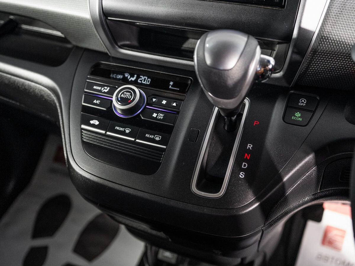 Honda Freed+ 2018 - фото автомобиля