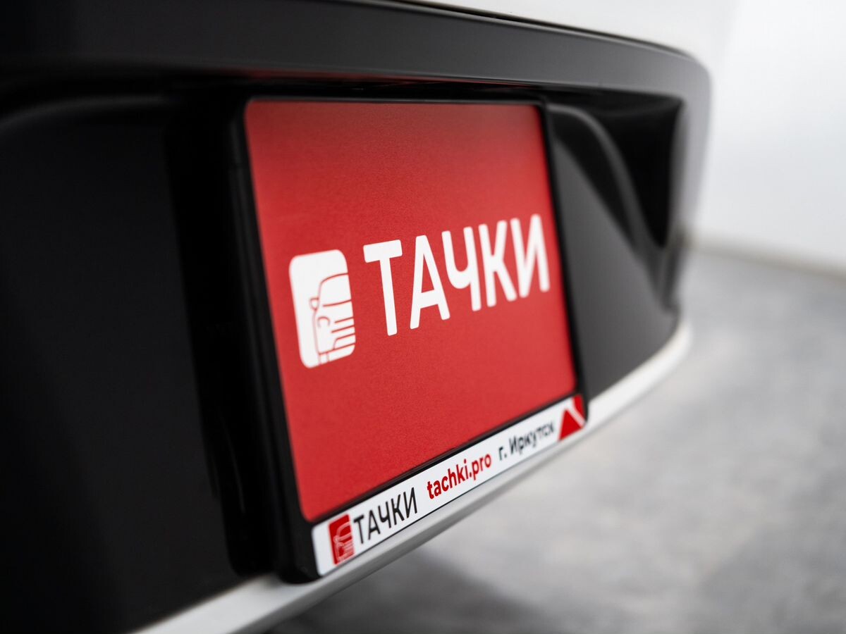 Toyota Prius 2023 - фото автомобиля