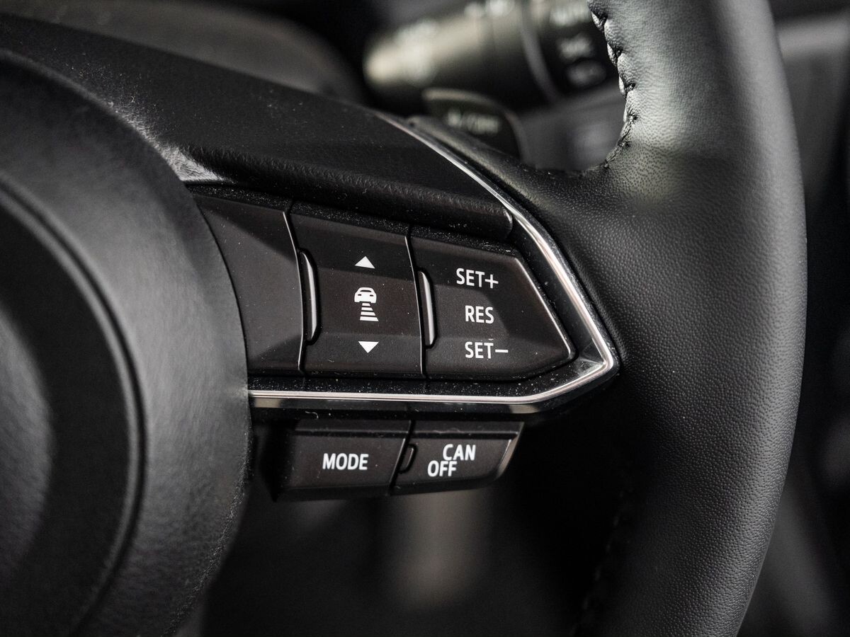 Mazda Axela 2017 - фото автомобиля