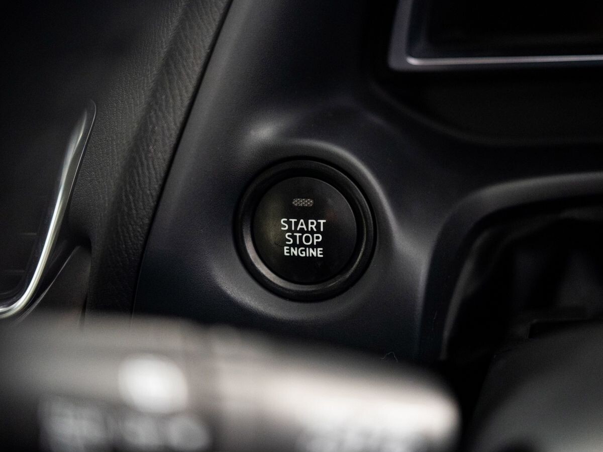 Mazda Axela 2017 - фото автомобиля