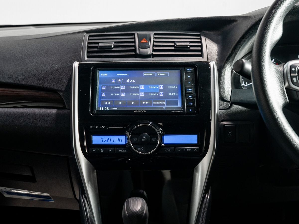 Toyota Premio 2016 - фото автомобиля