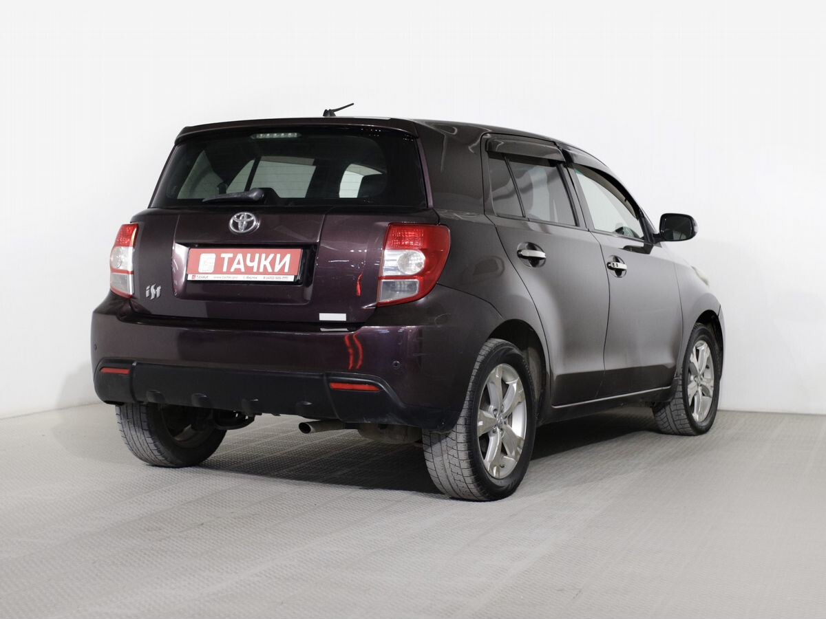 Toyota ist 2007 - фото автомобиля