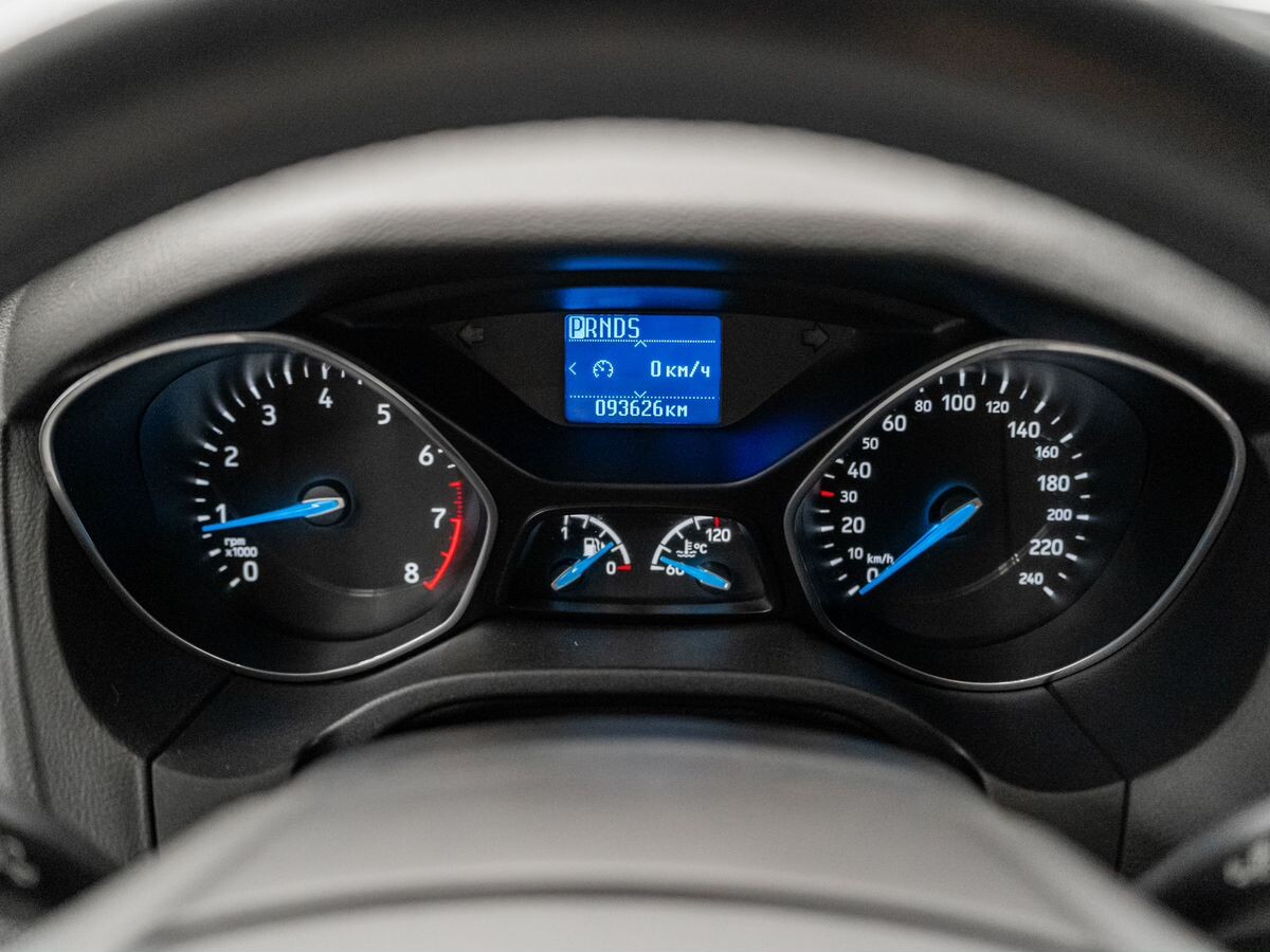 Ford Focus 2018 - фото автомобиля