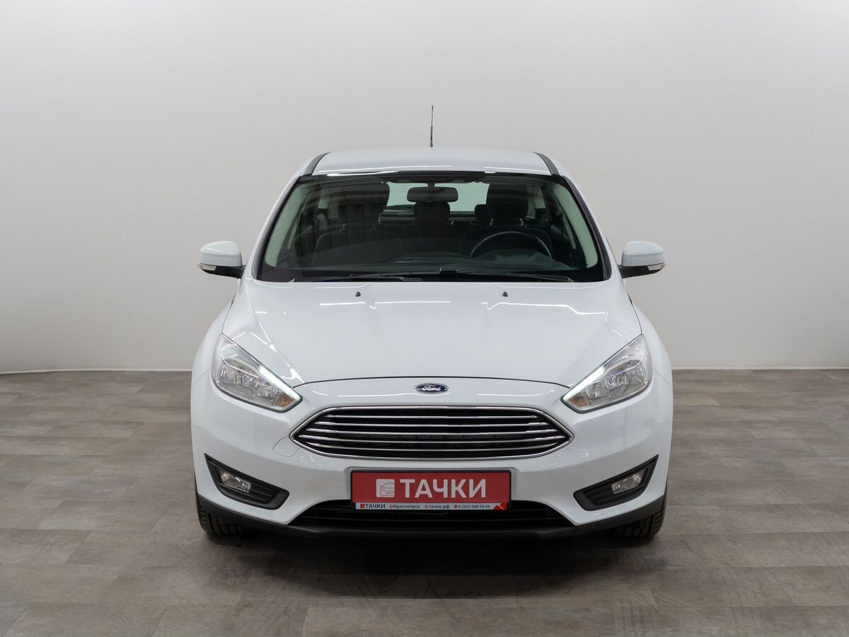 Ford Focus 2018 - фото автомобиля