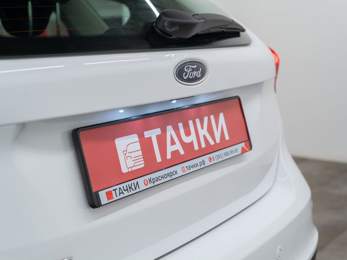 Ford Focus 2018 - фото автомобиля