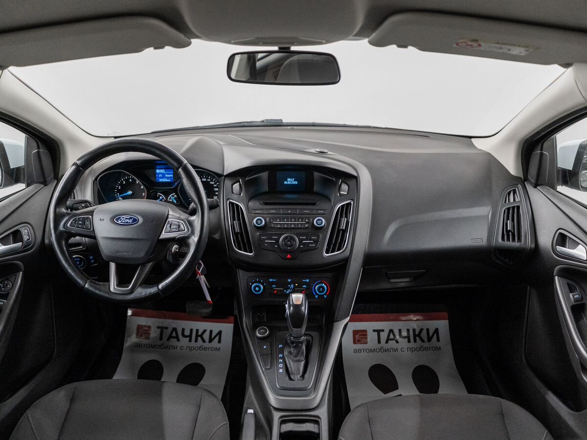 Ford Focus 2018 - фото автомобиля