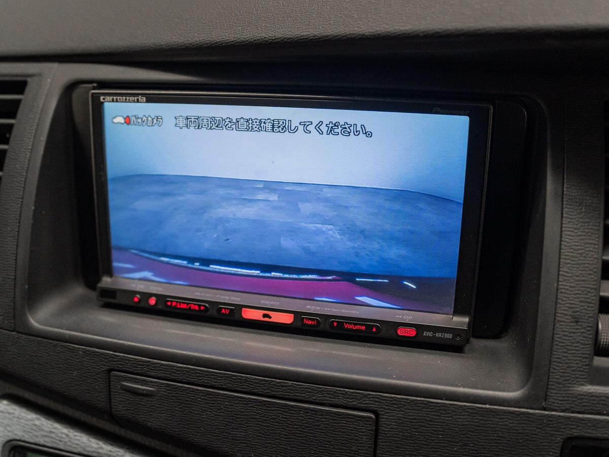 Toyota Isis 2010 - фото автомобиля