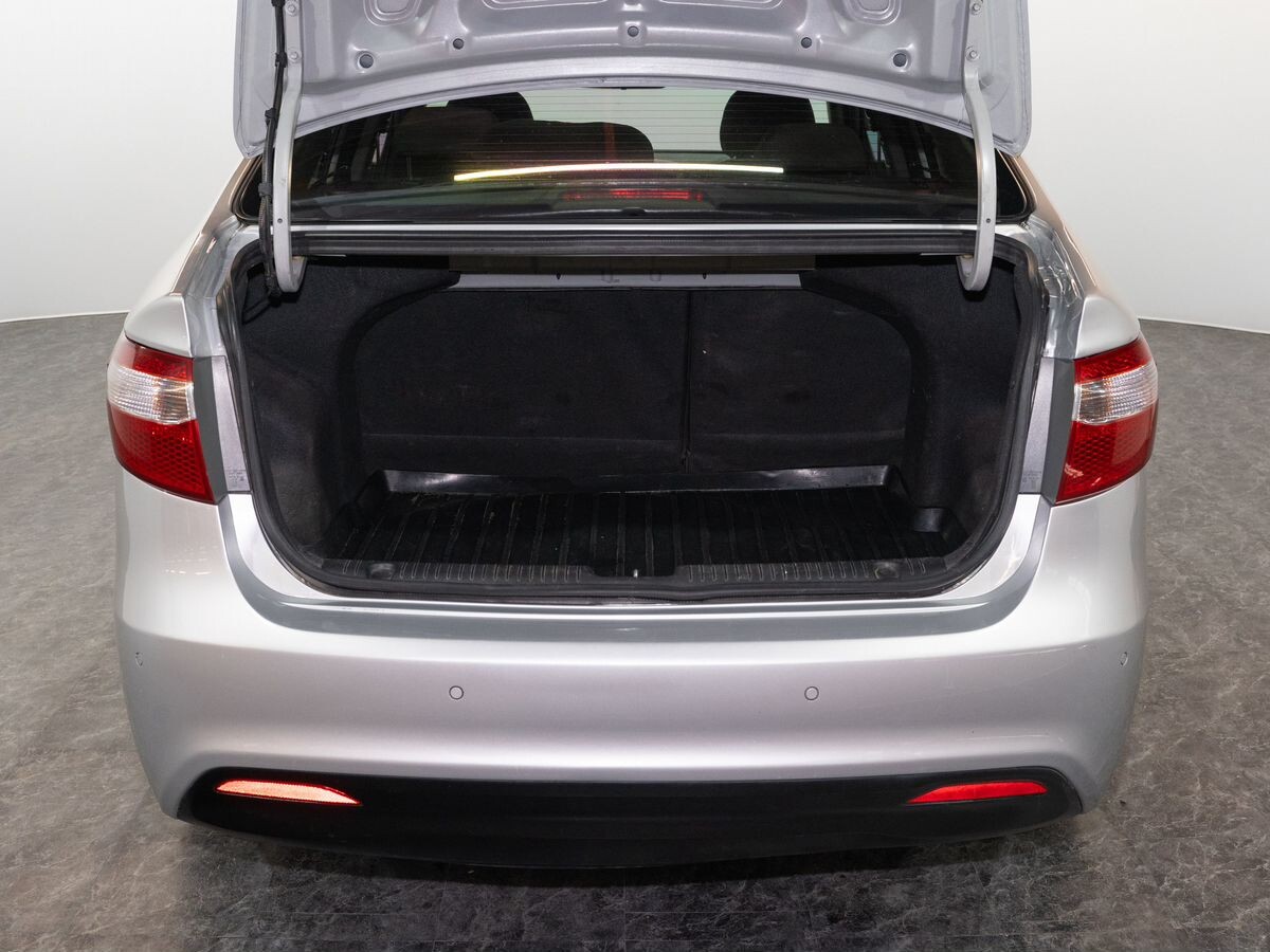Kia Rio 2013 - фото автомобиля