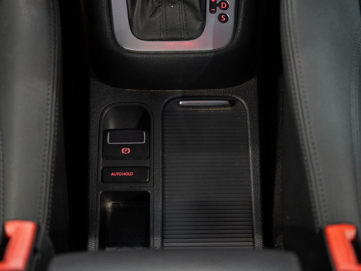 Volkswagen Sharan 2015 - фото автомобиля