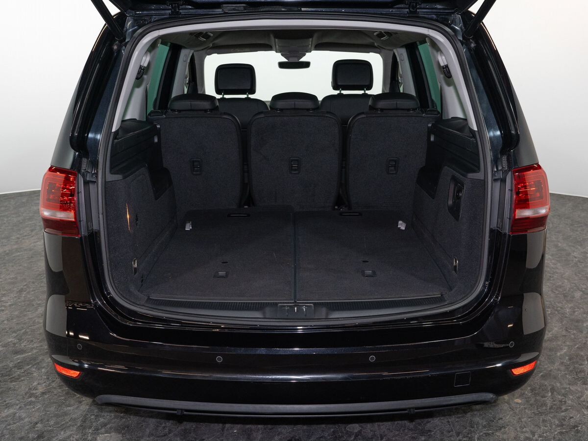 Volkswagen Sharan 2015 - фото автомобиля