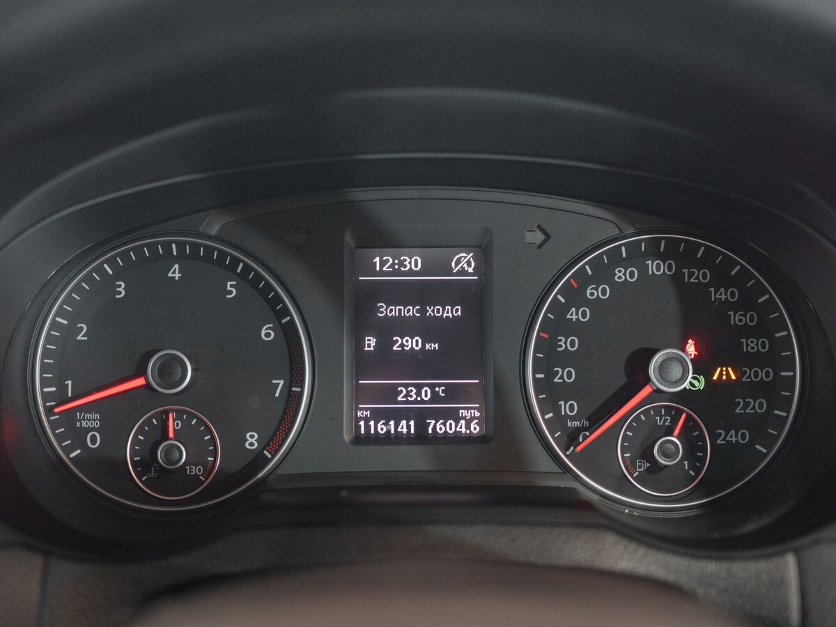 Volkswagen Sharan 2015 - фото автомобиля