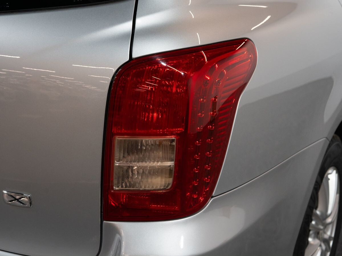 Toyota Corolla Fielder 2008 - фото автомобиля