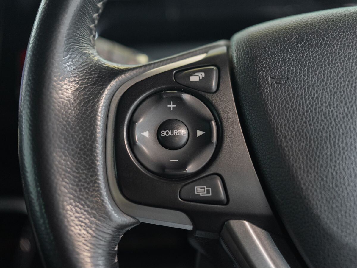 Honda Stepwgn 2015 - фото автомобиля