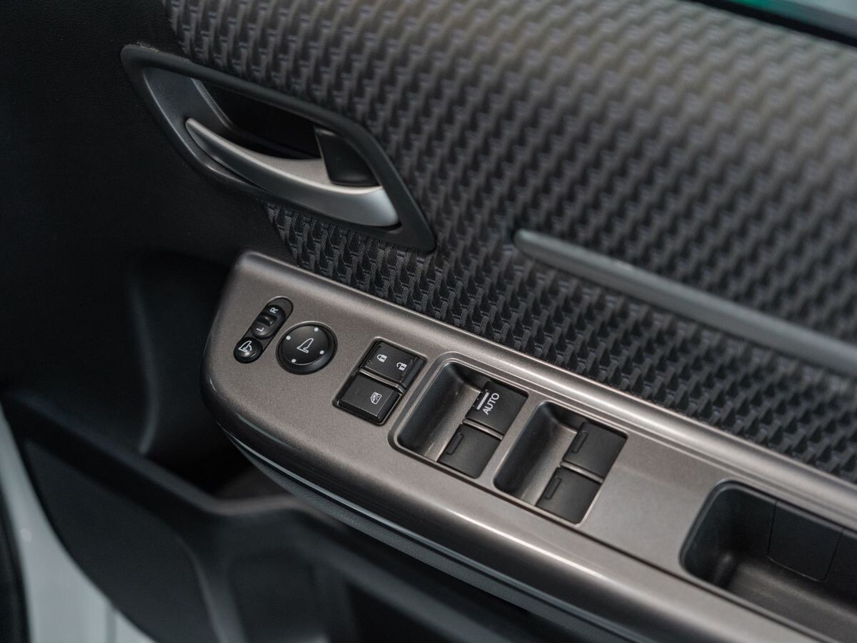 Honda Stepwgn 2015 - фото автомобиля