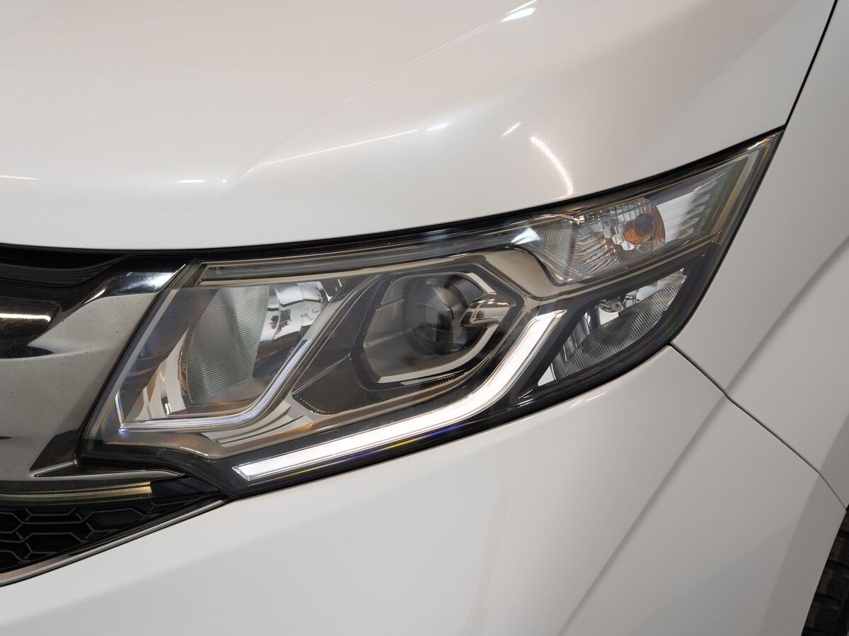 Honda Stepwgn 2015 - фото автомобиля