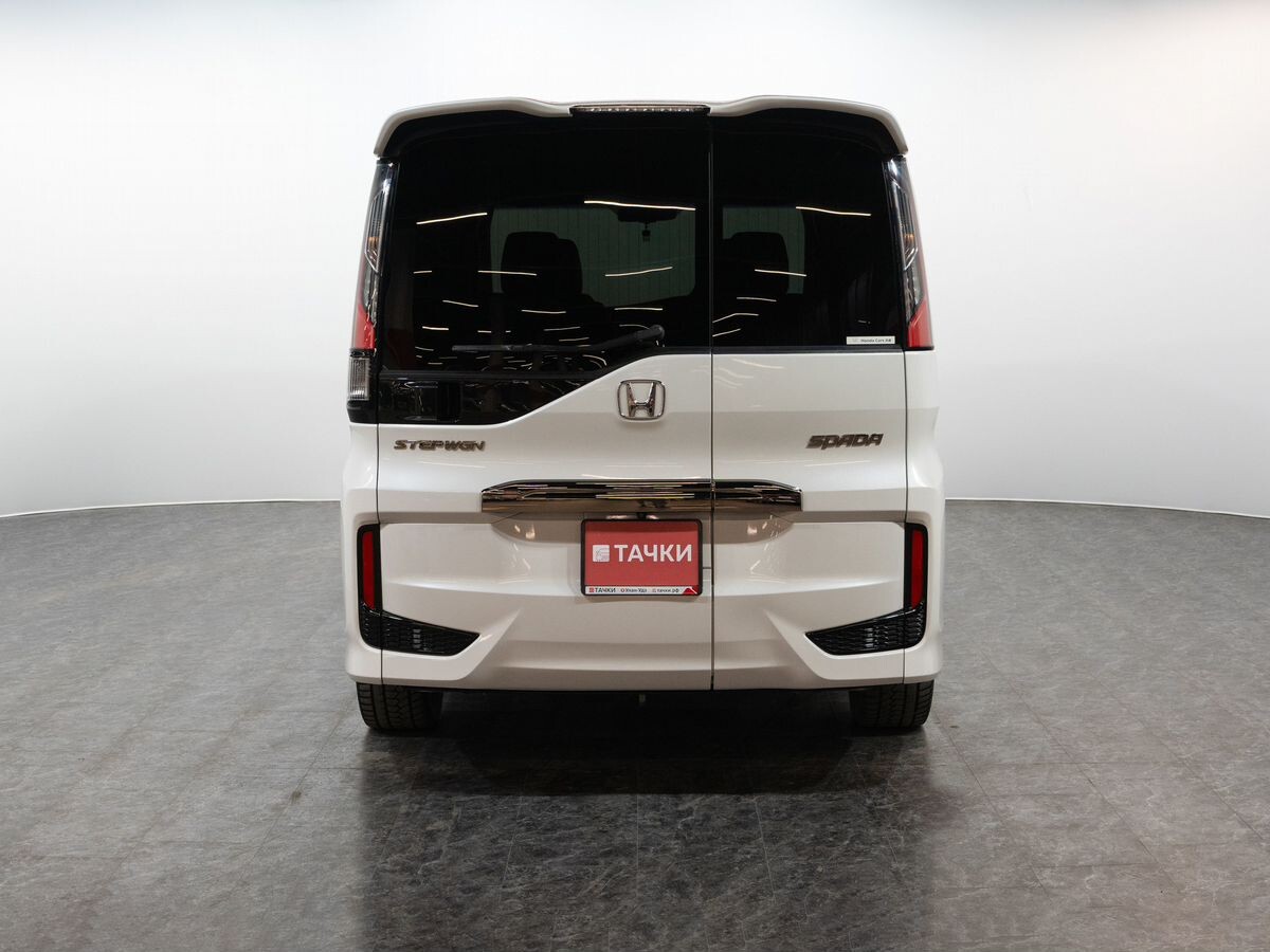 Honda Stepwgn 2015 - фото автомобиля