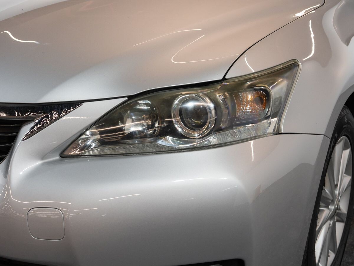 Lexus CT200h 2012 - фото автомобиля