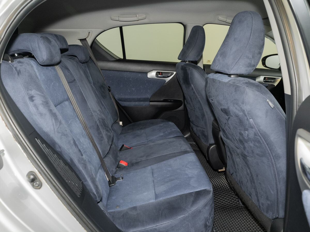 Lexus CT200h 2012 - фото автомобиля