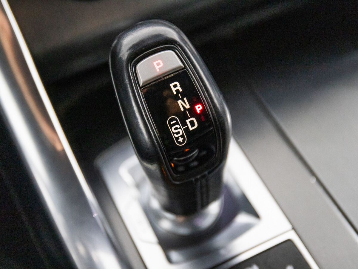 Land Rover Range Rover Sport 2015 - фото автомобиля