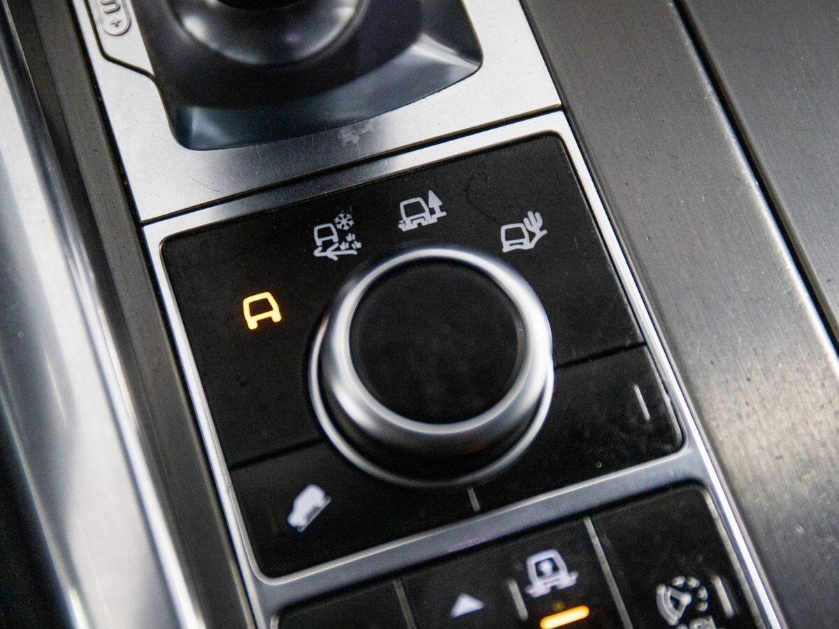 Land Rover Range Rover Sport 2015 - фото автомобиля