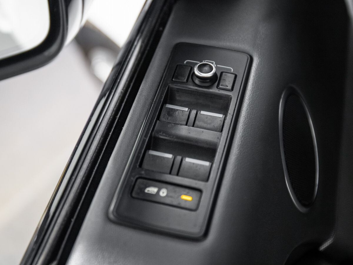 Land Rover Range Rover Sport 2015 - фото автомобиля