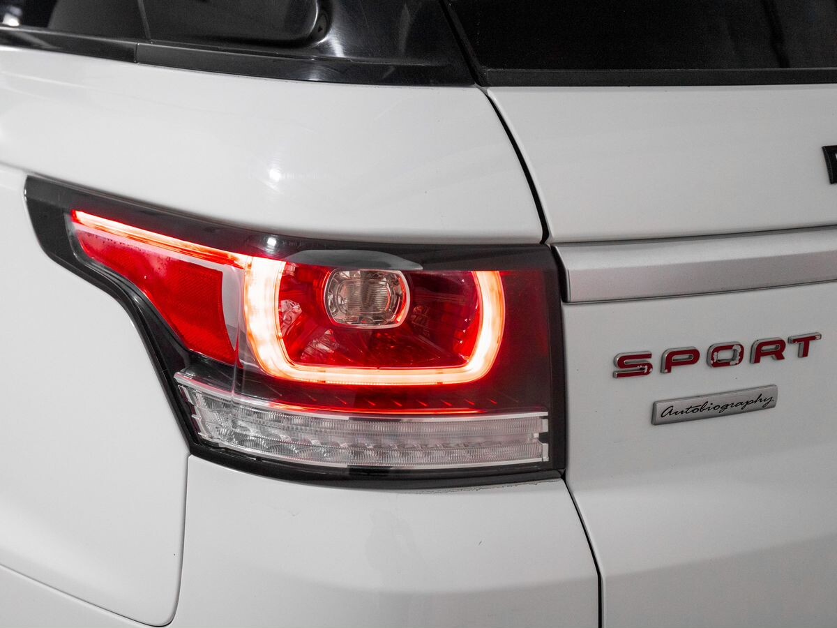 Land Rover Range Rover Sport 2015 - фото автомобиля