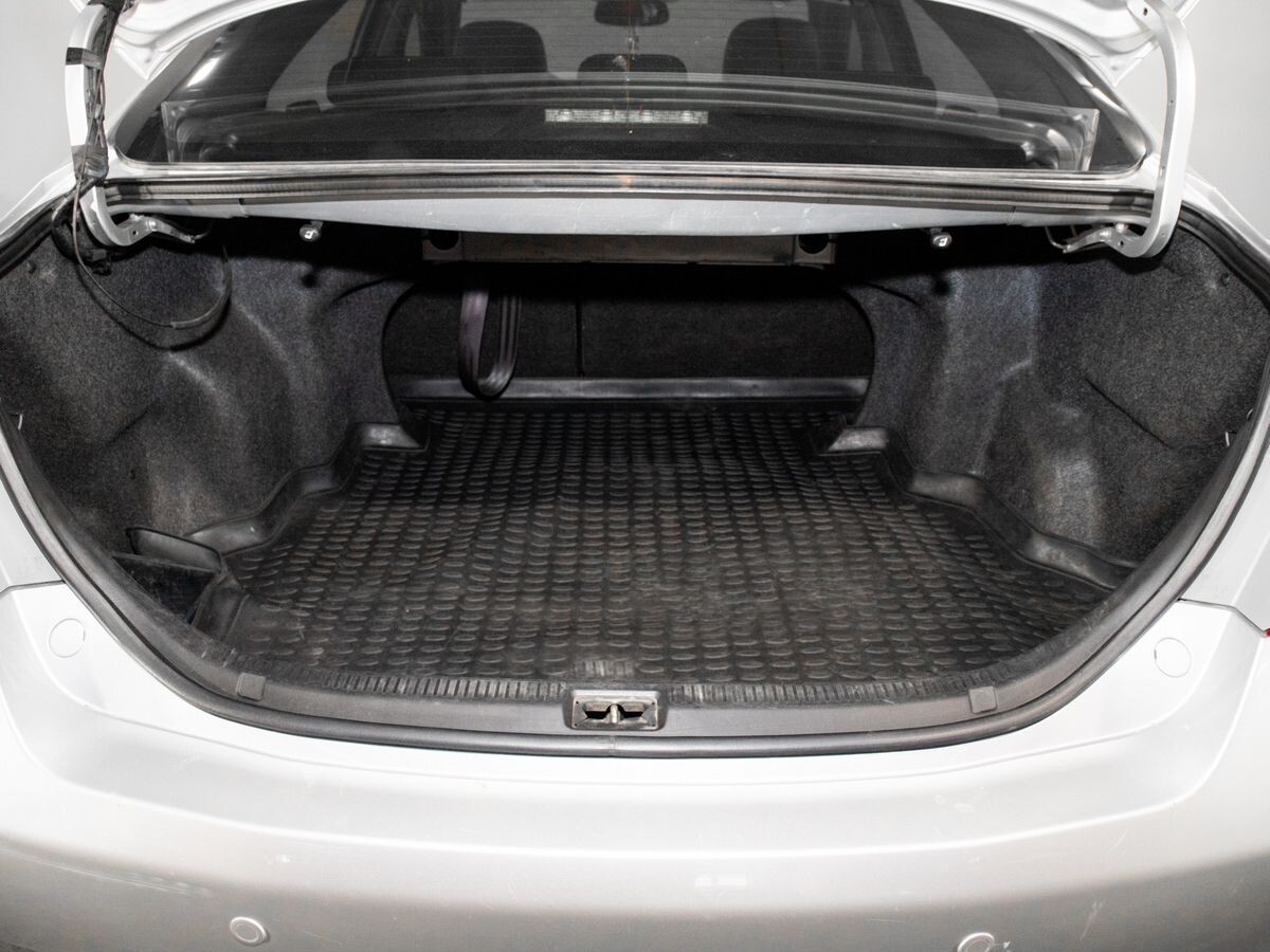 Toyota Camry 2008 - фото автомобиля