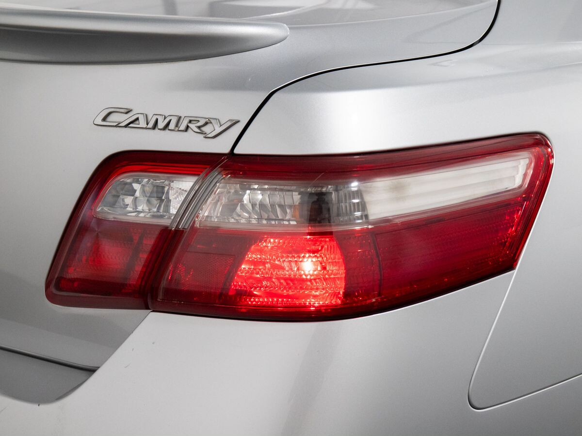 Toyota Camry 2008 - фото автомобиля