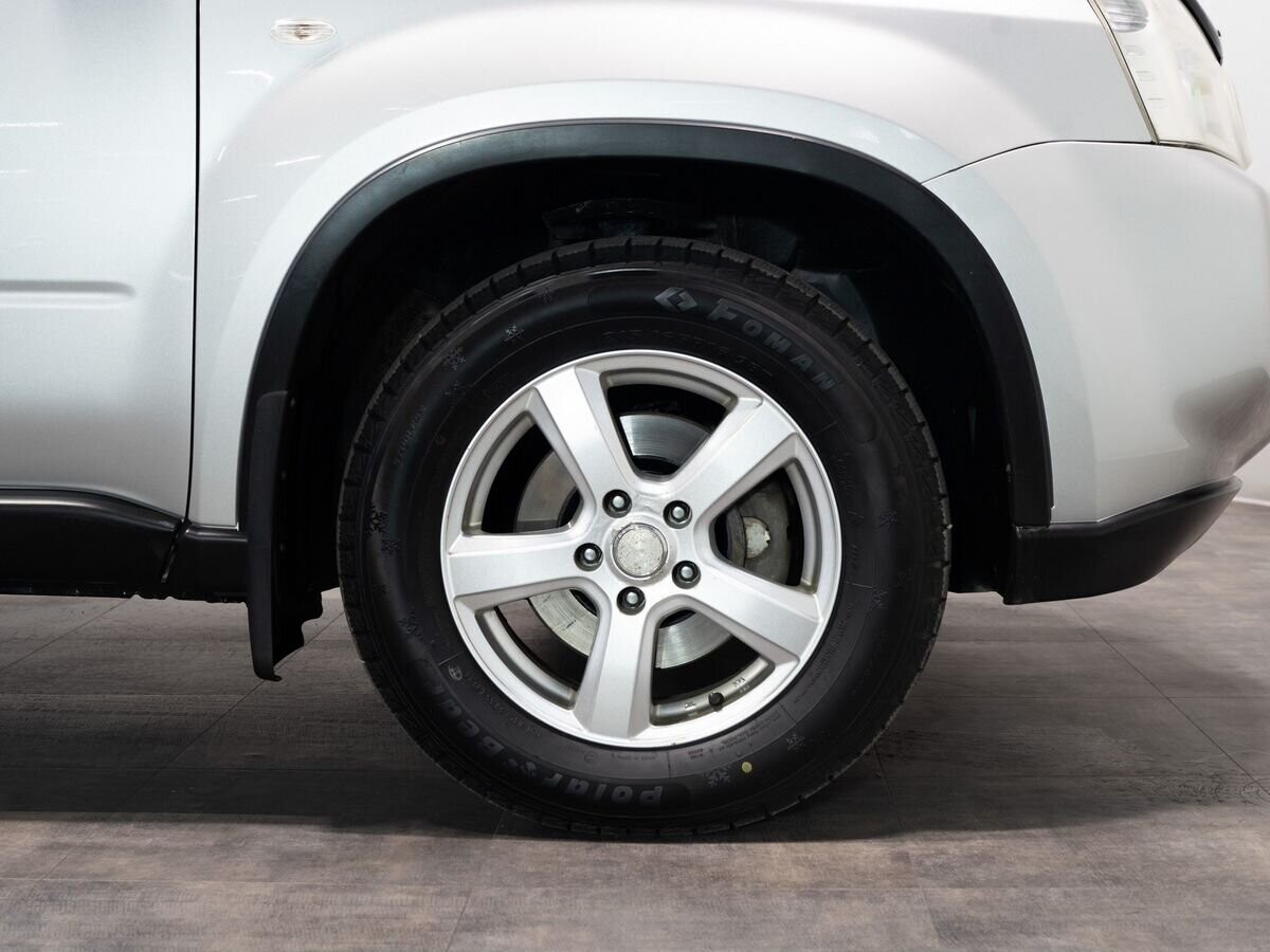 Nissan X-Trail 2009 - фото автомобиля