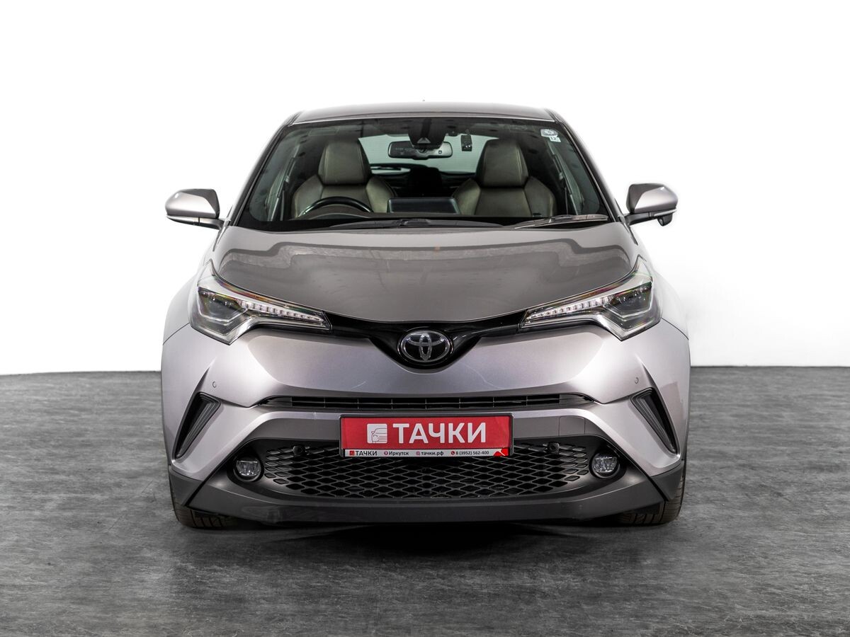 Toyota C-HR 2018 - фото автомобиля