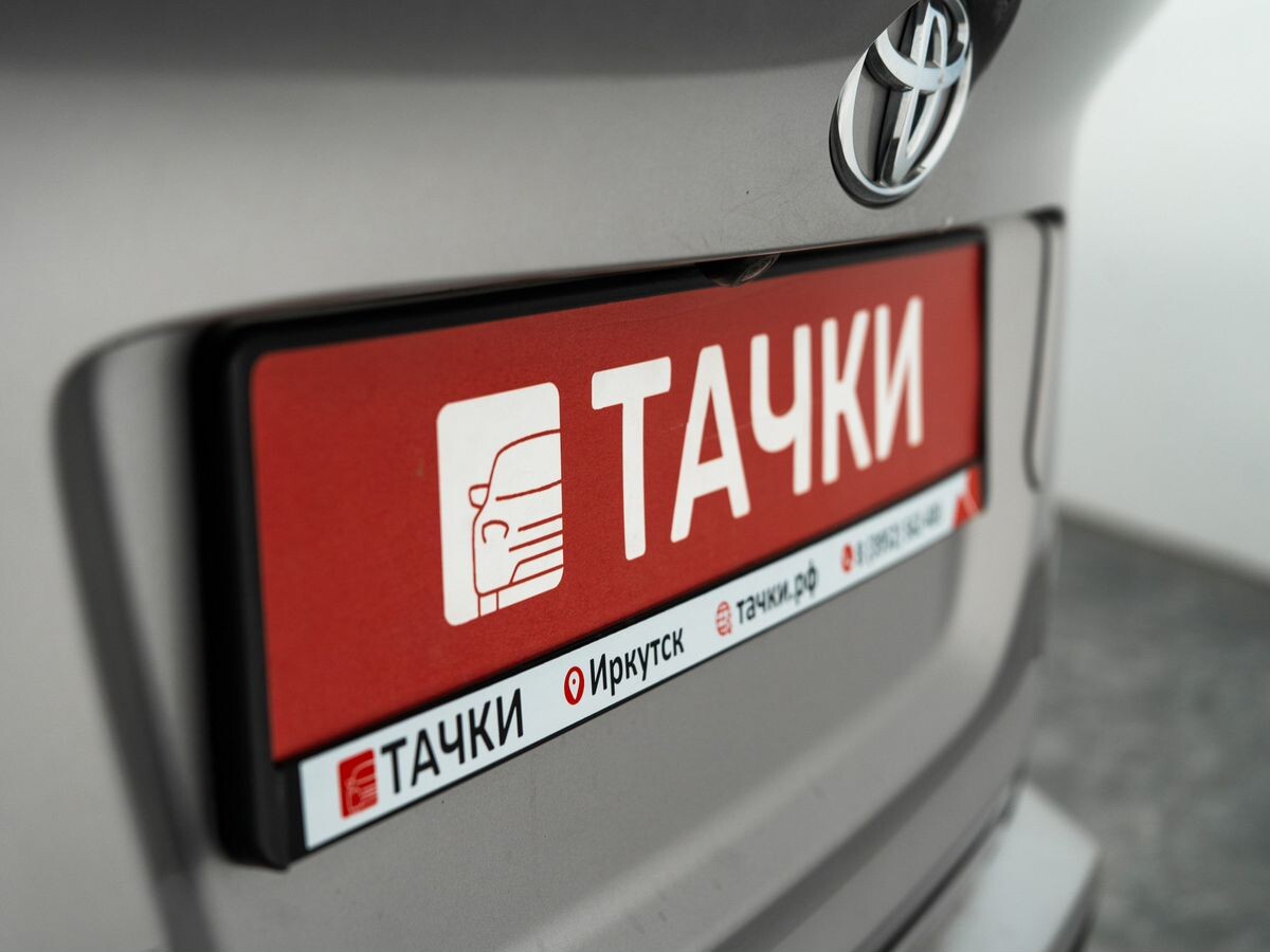 Toyota C-HR 2018 - фото автомобиля