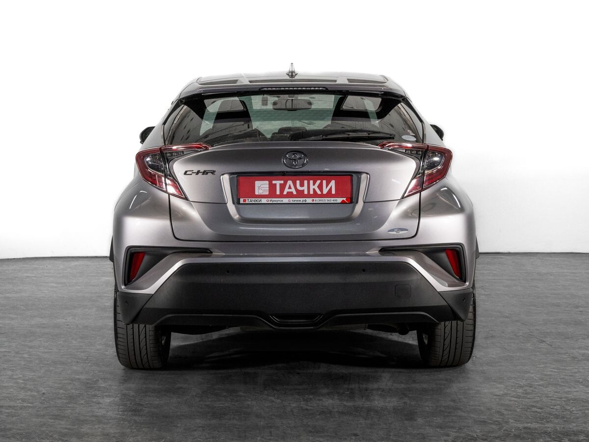 Toyota C-HR 2018 - фото автомобиля