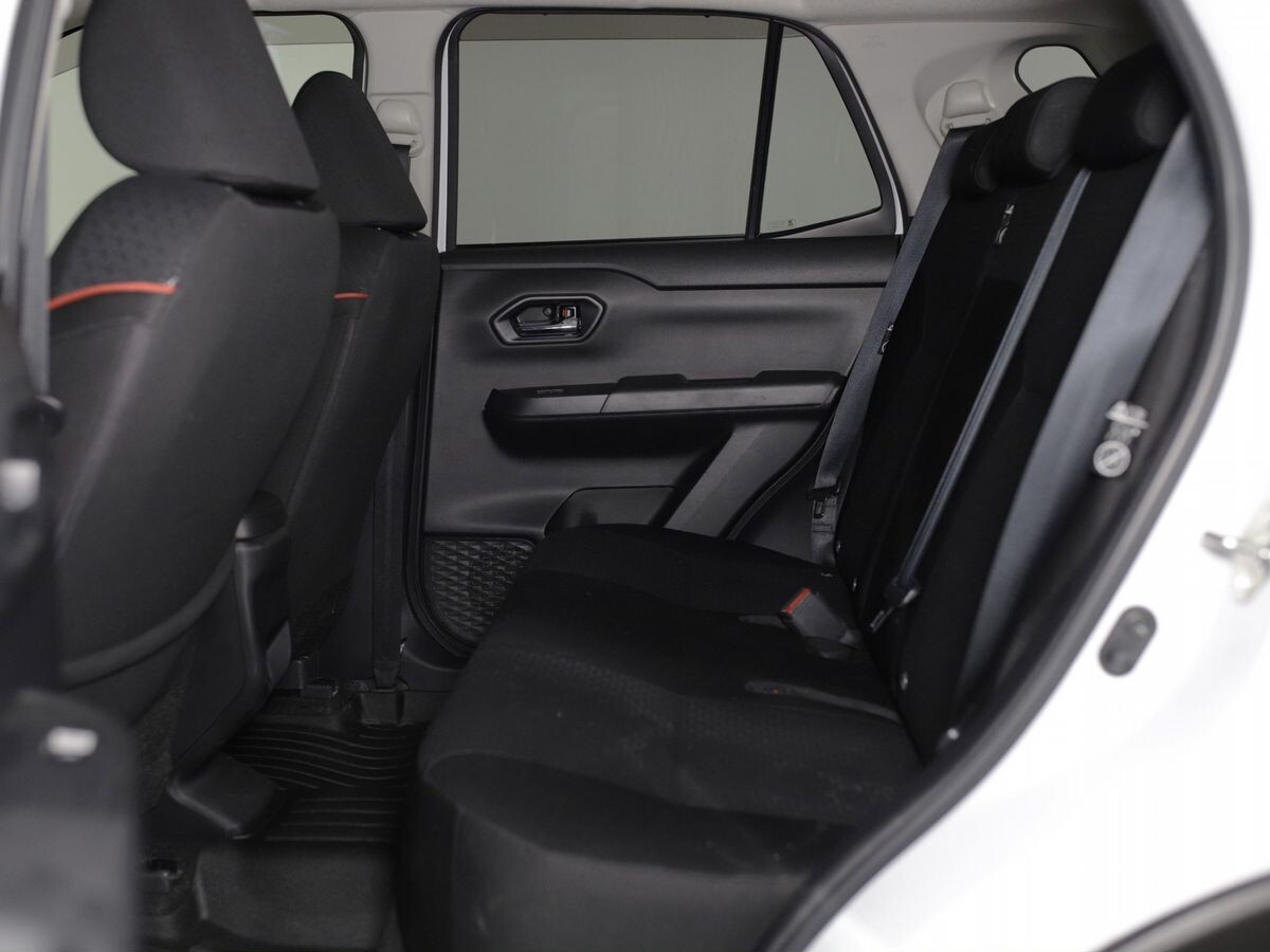 Toyota Raize 2020 - фото автомобиля
