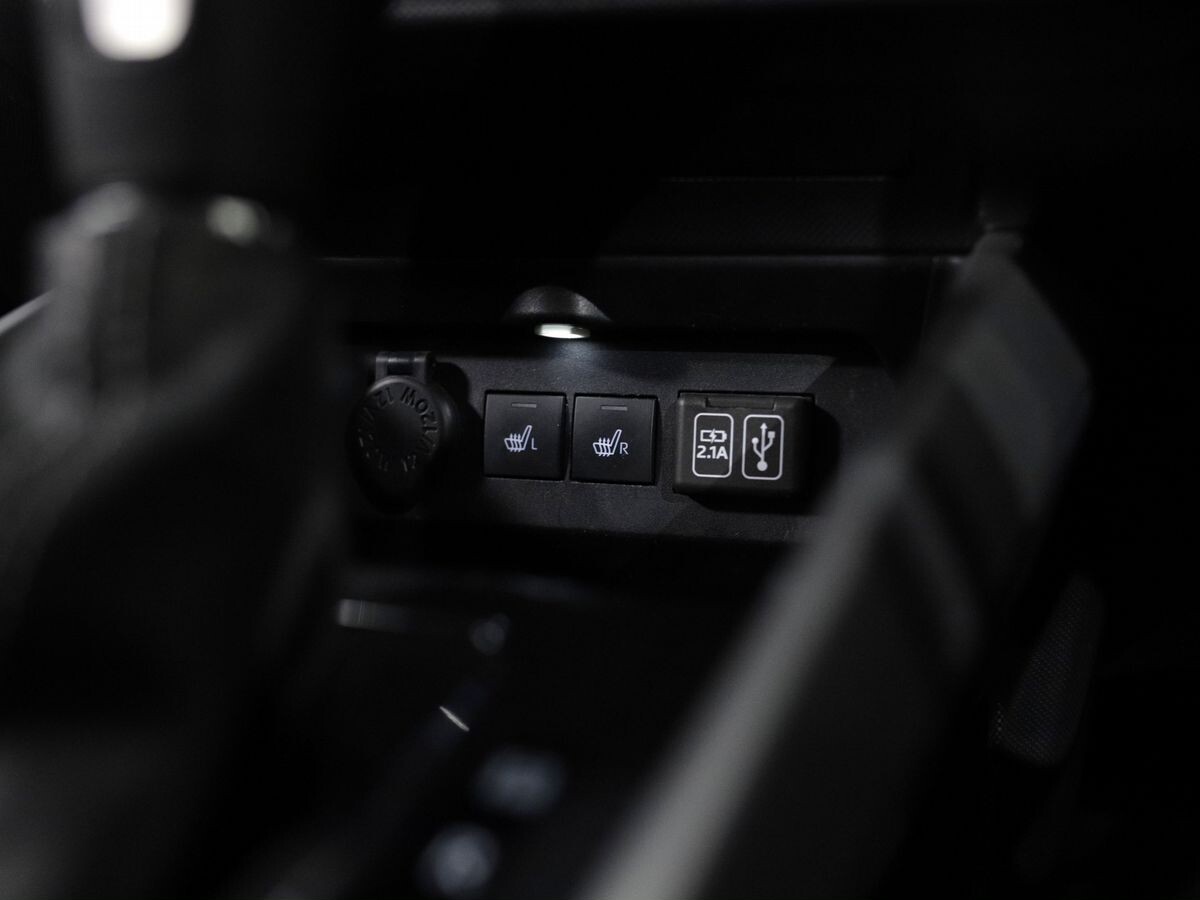 Toyota Raize 2020 - фото автомобиля