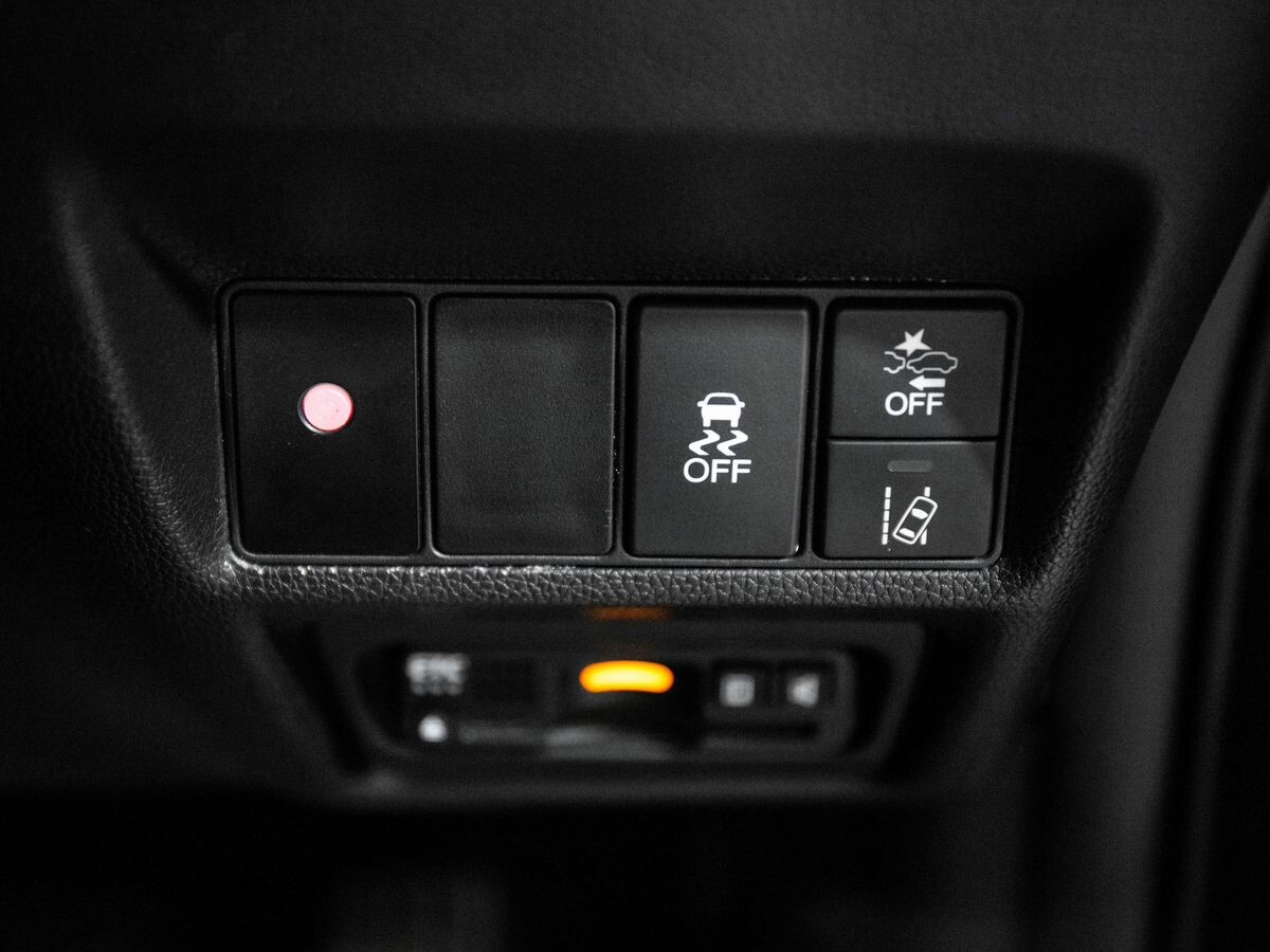 Honda Stepwgn 2019 - фото автомобиля