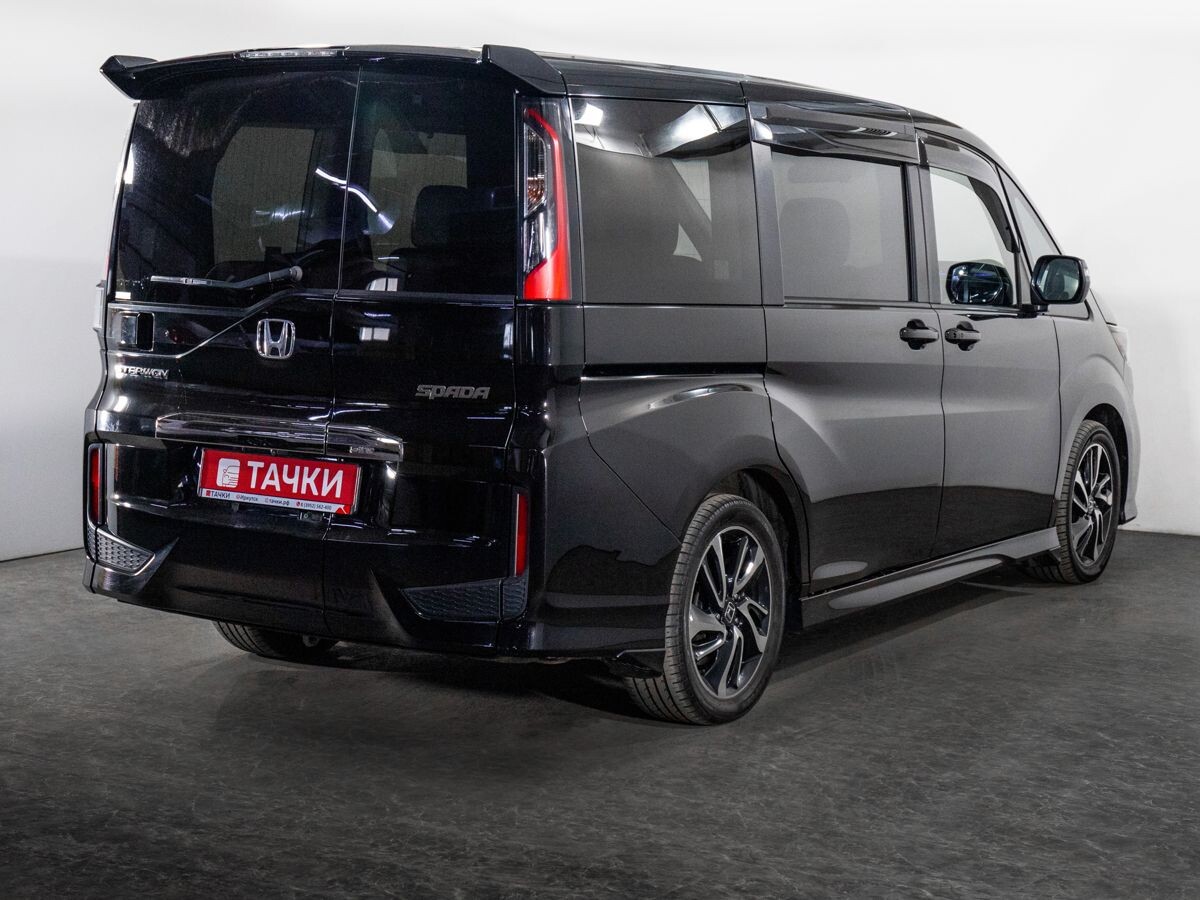 Honda Stepwgn 2019 - фото автомобиля