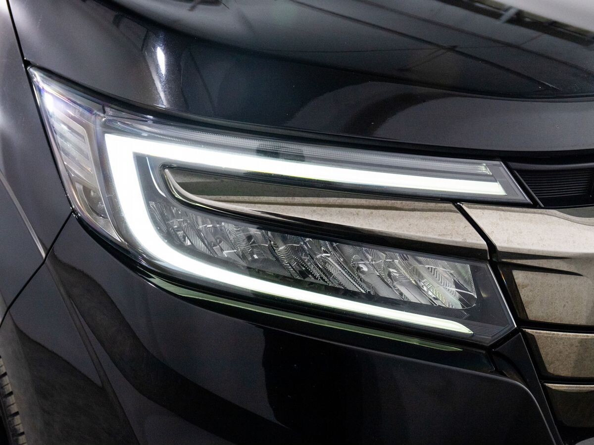 Honda Stepwgn 2019 - фото автомобиля