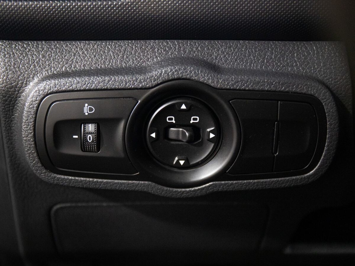 Chery Tiggo 3 2017 - фото автомобиля