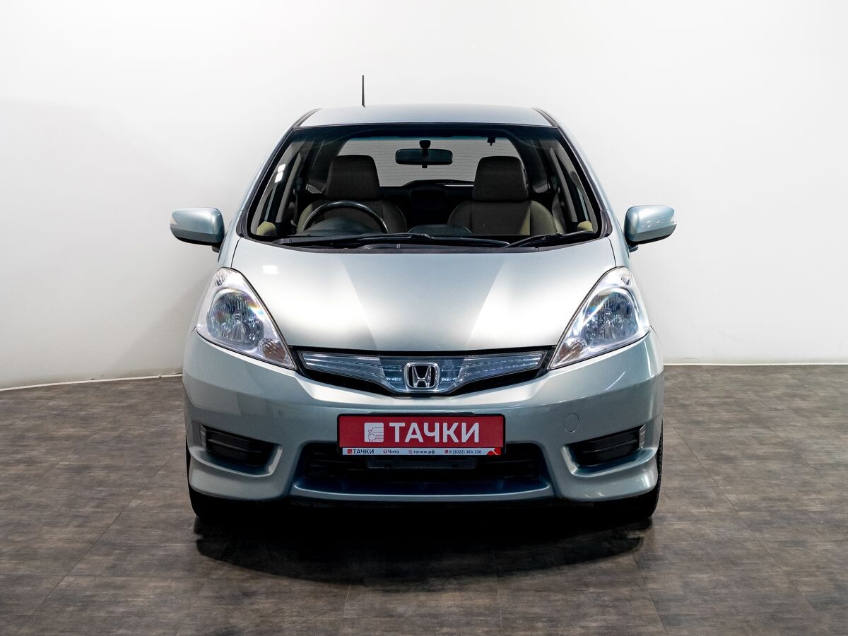 Honda Fit Shuttle 2012 - фото автомобиля