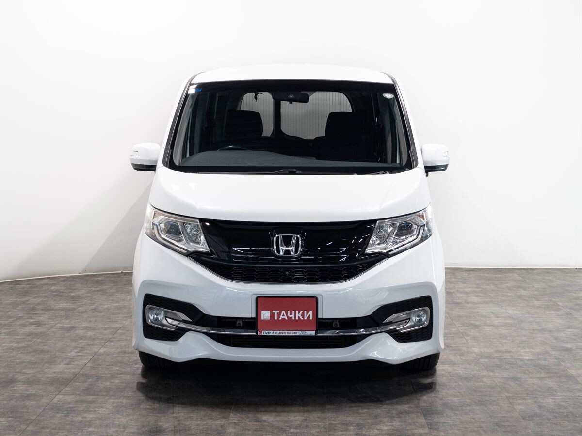 Honda Stepwgn 2015 - фото автомобиля