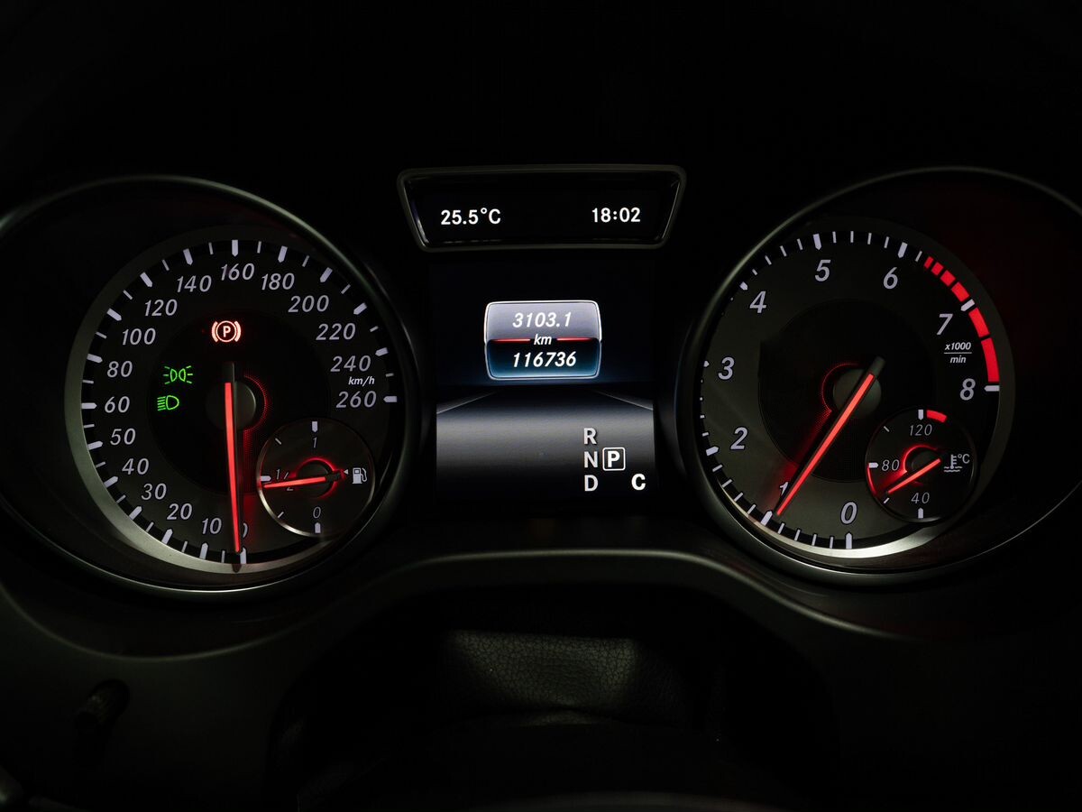 Mercedes-Benz GLA-Class 2016 - фото автомобиля