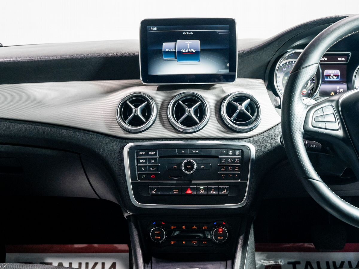 Mercedes-Benz GLA-Class 2016 - фото автомобиля