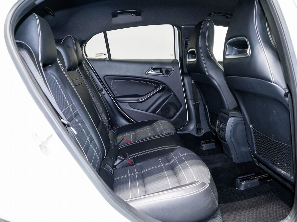 Mercedes-Benz GLA-Class 2016 - фото автомобиля