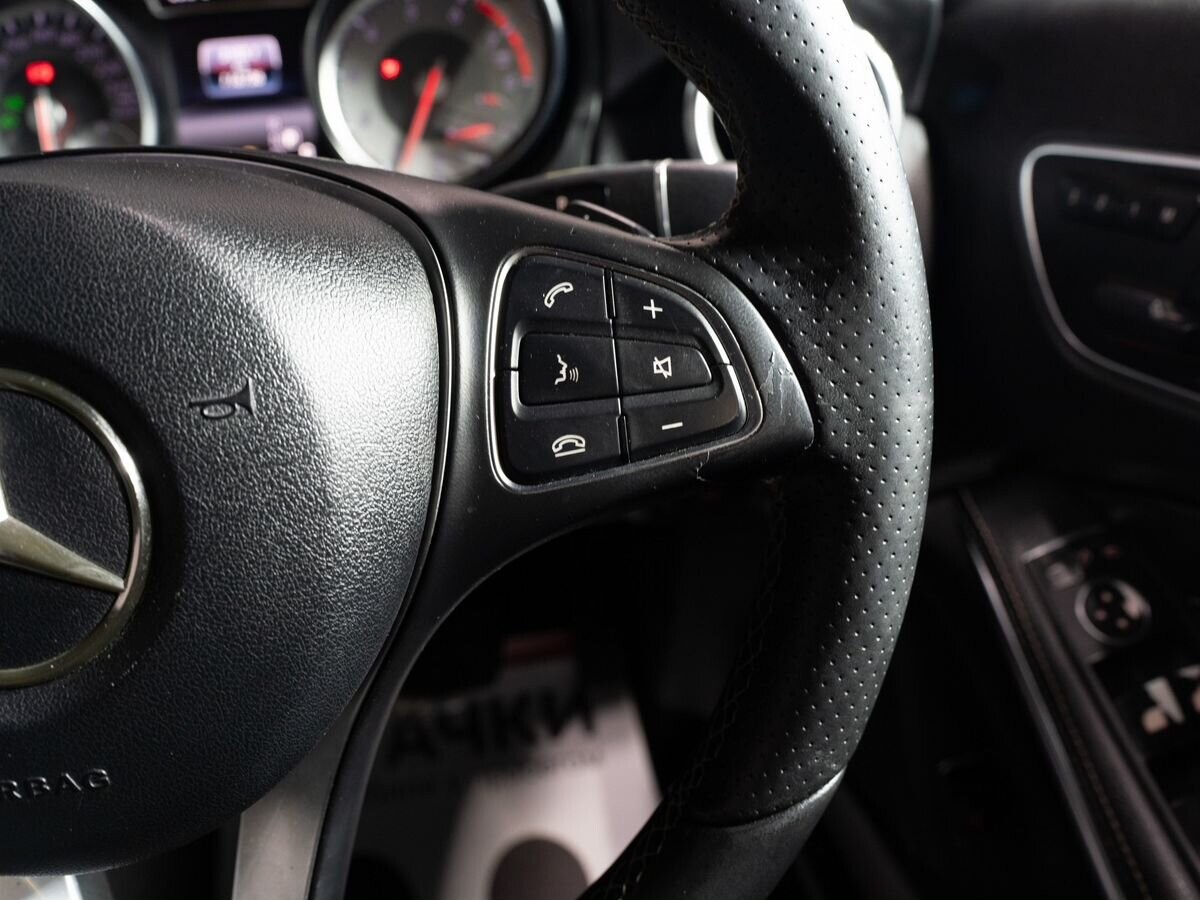 Mercedes-Benz GLA-Class 2016 - фото автомобиля