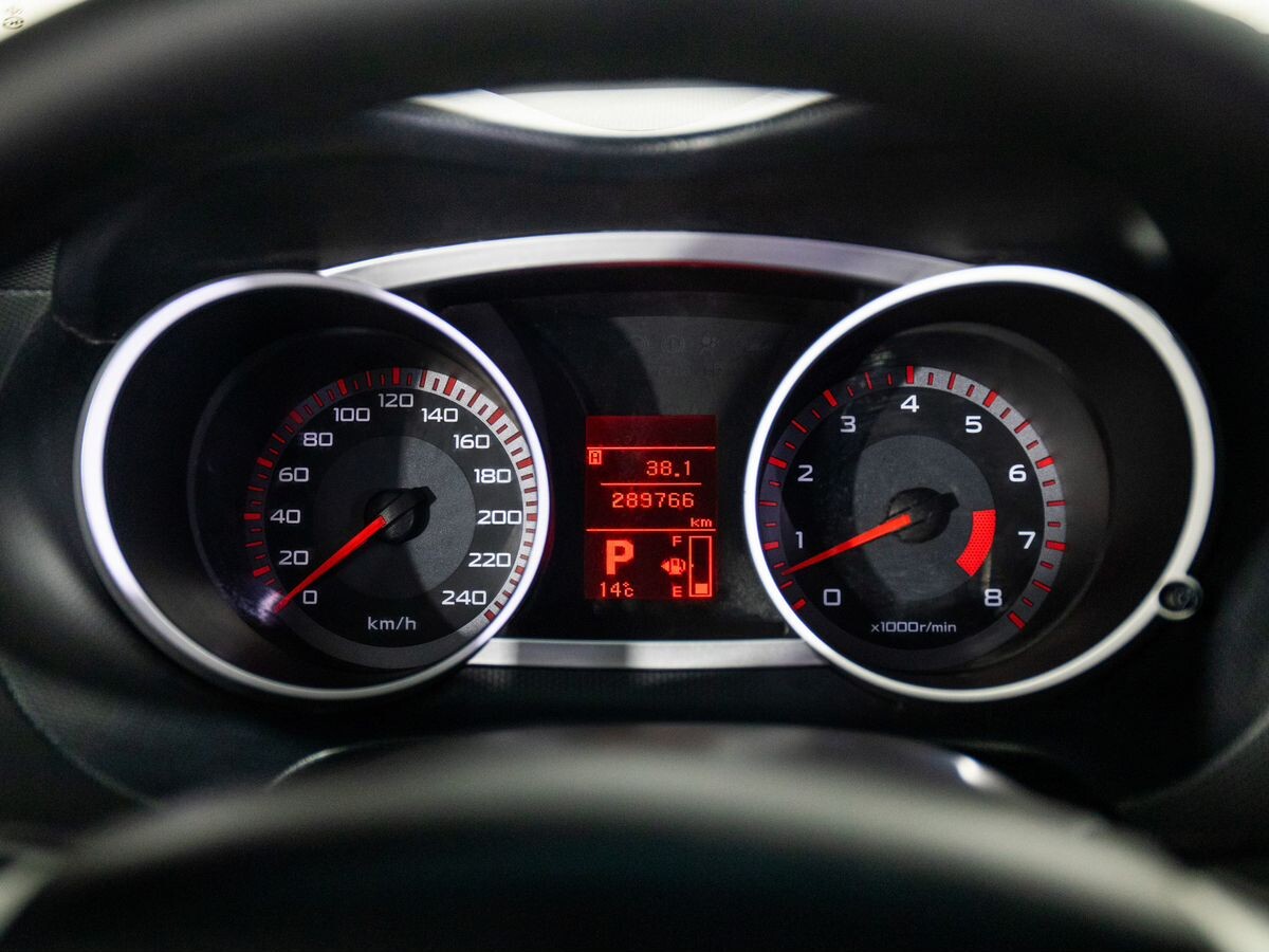 Mitsubishi Outlander 2007 - фото автомобиля