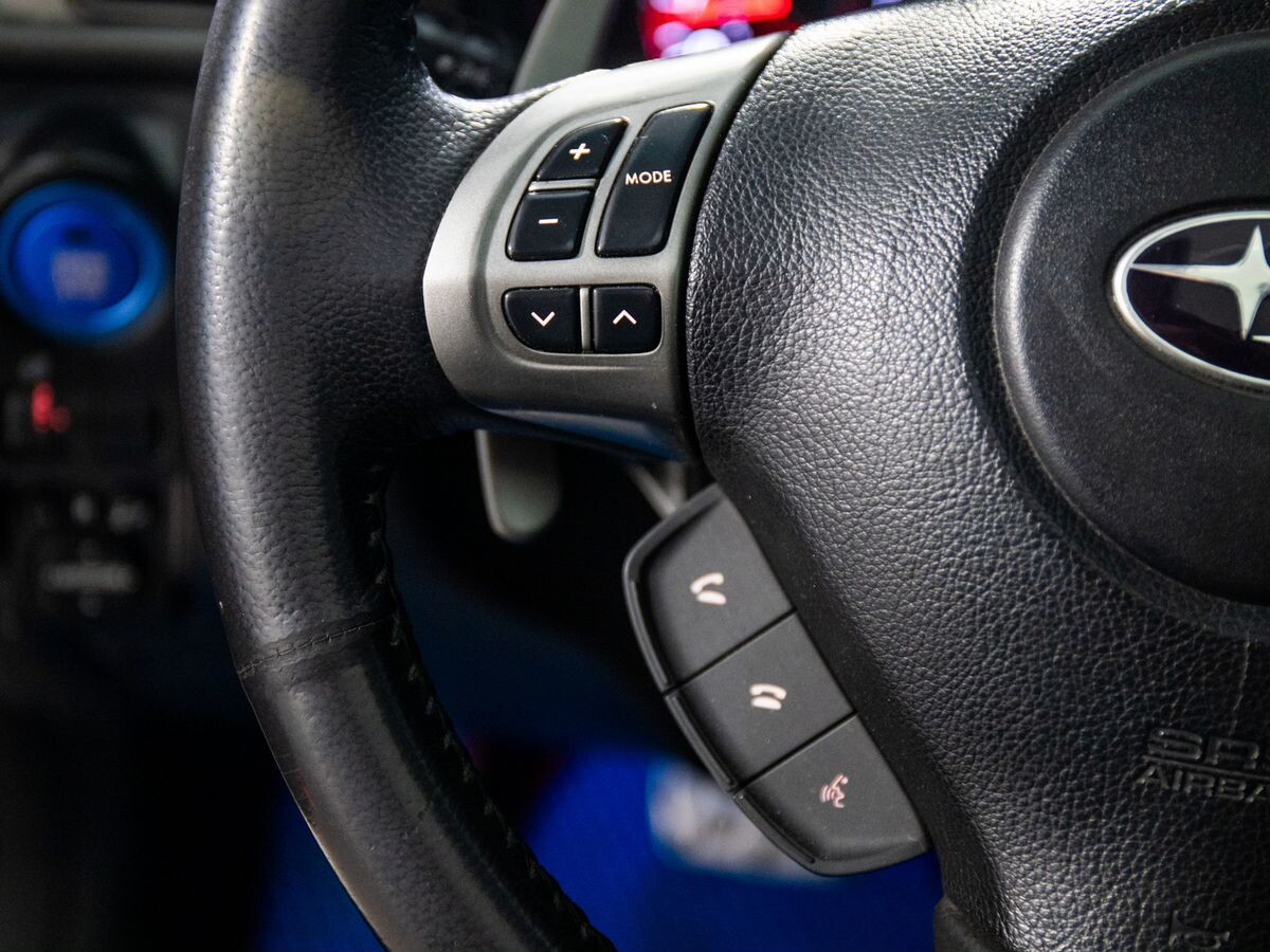 Subaru Forester 2011 - фото автомобиля