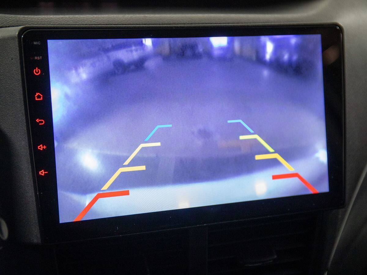 Subaru Forester 2011 - фото автомобиля