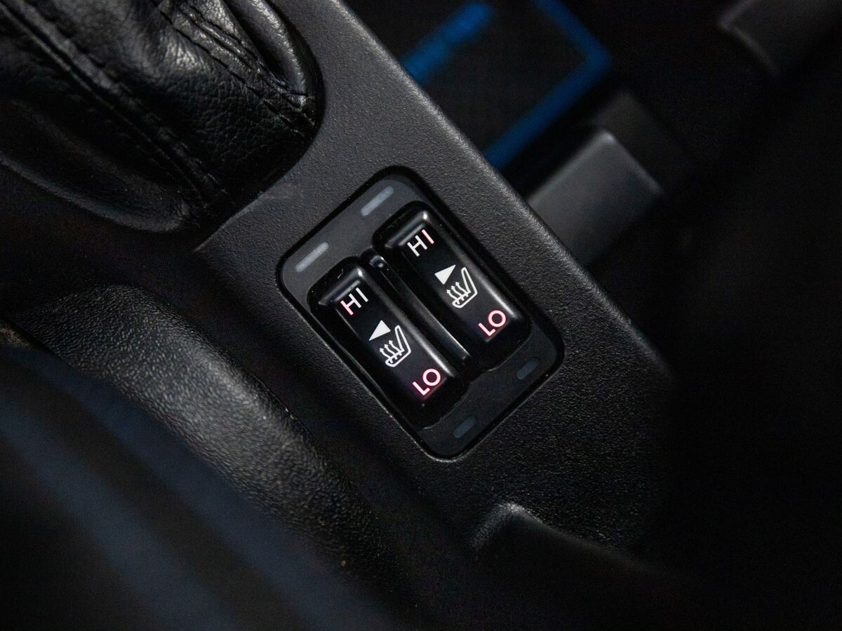 Subaru Forester 2011 - фото автомобиля