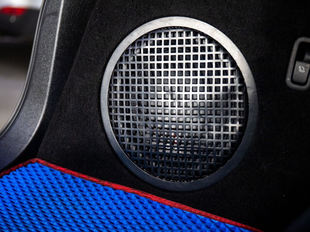 Subaru Forester 2011 - фото автомобиля