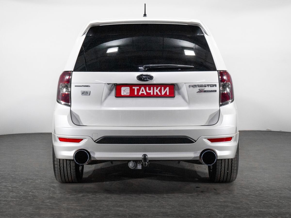 Subaru Forester 2011 - фото автомобиля